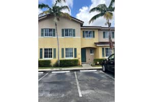 1905 Sw 60th Ter, North Lauderdale