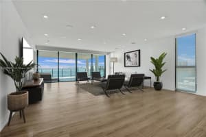 1930 Bay Dr ph-1, Miami Beach, FL 33141, - MLS#A11799473