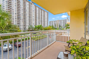 251 174th St APT 212, Sunny Isles Beach, FL 33160, - MLS#A11799482