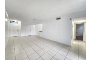 216 Lake Pointe Dr 128, Oakland Park