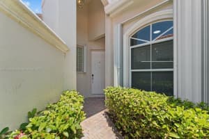 1576 Breakwater Terrace, Hollywood, FL 33019, Sold 08/05/25