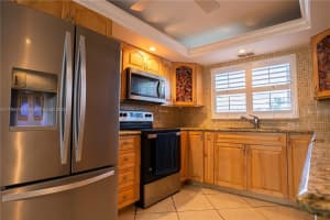 9310 Sunrise Lakes Blvd, Sunrise, FL 33322, Sold 06/25/25