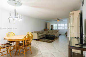 9310 Sunrise Lakes Blvd, Sunrise, FL 33322, Sold 06/25/25