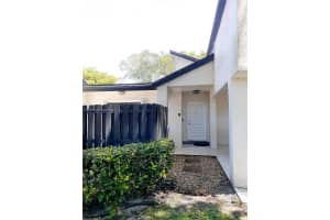 16023 S Fairway Ter 118 Weston, FL 33326 - MLS#A11799778