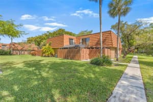 11852 SW 9th Ct, Davie, FL 33325, Sold 07/04/25