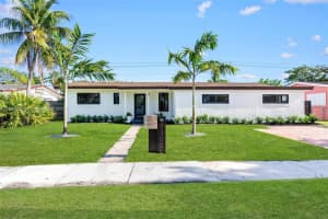 9300 Marine Dr, Cutler Bay