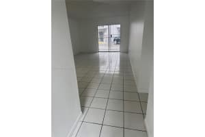 2710 W 76th St 103, Hialeah, FL 33016 Sold 09/03/25