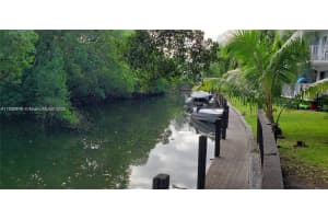 1860 Venice Park Dr, North Miami, FL 33181, Sold 07/11/25