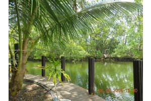 1860 Venice Park Dr, North Miami, FL 33181, Sold 07/11/25