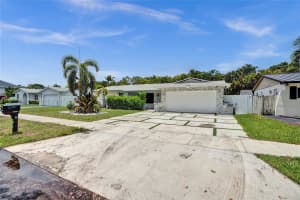19780 SW 84th Ave, Cutler Bay, FL 33189 - MLS#A11799847