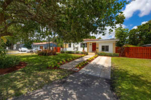 12000 NE 11th Ct, Biscayne Park, FL 33161, - MLS#A11799880