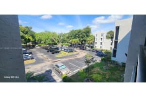 9420 Poinciana Pl 310 Davie, FL 33324 - MLS#A11799901