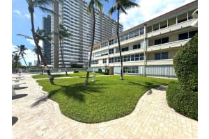 1936 S Ocean Dr APT 8D, Hallandale Beach, FL 33009, - MLS#A11799905