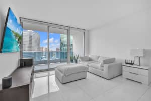 200 Biscayne Blvd Way APT 4012, Miami, FL 33131, - MLS#A11799916