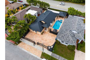 13111 NW 11th Terrace, Miami, FL 33182, - MLS#A11800032