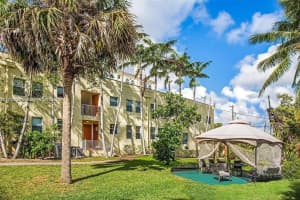 421 Grand Concourse Apartment 8, Miami Shores, FL 33138, - MLS#A11800036