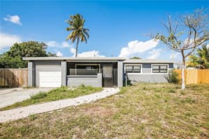 311 Nw 42nd St, Deerfield Beach