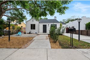 534 Nw 50th St, Miami