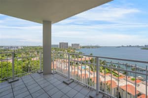 4000 Towerside Ter 1403, Miami