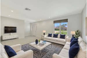 124 Flame Vine Dr, Naples, FL 34110, Sold 07/29/25