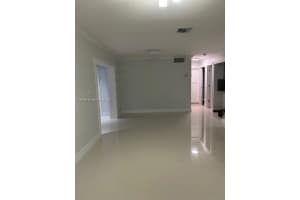 5412 Nw 192nd Ln, Miami Gardens