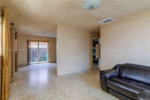 6723 Sw 13th Ter Miami, FL 33144 - MLS#A11800334