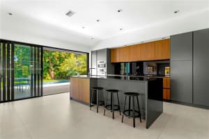 4275 Prairie Ave, Miami Beach, FL 33140, Sold 08/15/25