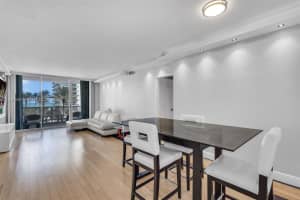 5700 Collins Ave APT 4A, Miami Beach, FL 33140, - MLS#A11800440