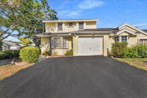 1060 Sw 111th Way, Davie