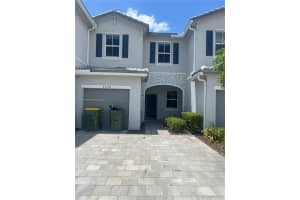 2622 SE 10th St, Homestead, FL 33035, Sold 08/01/25