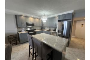 1865 S Ocean Dr APT 17C, Hallandale Beach, FL 33009, - MLS#A11800689
