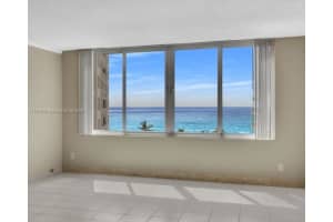 5401 Collins Ave 428, Miami Beach, FL 33140 - MLS#A11800790