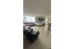 1351 Miami Gardens Dr, Miami Gardens, FL 33169, Sold 09/01/25