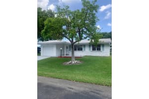 1024 NW 90th Way, Plantation, FL 33322 - MLS#A11800813