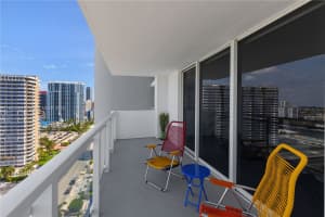 2030 S Ocean Dr APT 1707, Hallandale Beach, FL 33009, - MLS#A11800904