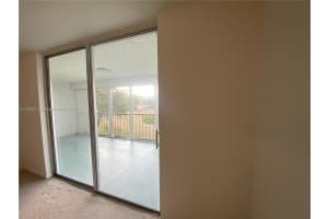 7220 Lake Cir Dr 301 Margate, FL 33063 - MLS#A11800913