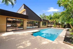 1032 NE 204th Ln B, Miami, FL 33179, - MLS#A11800935
