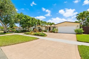 5318 Garfield St, Hollywood, FL 33021, Sold 07/15/25