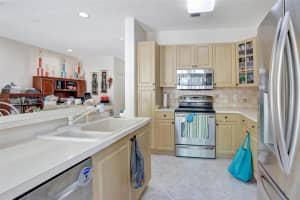 1562 NW 157th Ave, Pembroke Pines, FL 33028, - MLS#A11801095