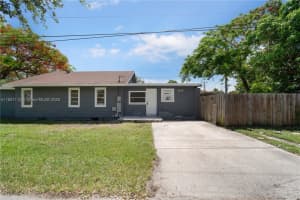 MLS# A11801112, Hollywood, Florida 33020