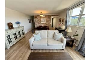 16518 Ne 26th Ave 405 North Miami Beach, FL 33160 - MLS#A11801162