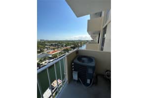 2350 NE 135th St APT 1010, North Miami, FL 33181, - MLS#A11801189