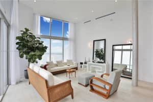495 Brickell Ave, Miami, FL 33130, Sold 08/12/25