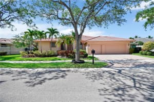 2701 Edgewater Ct, Weston, FL 33332, Sold 07/07/25