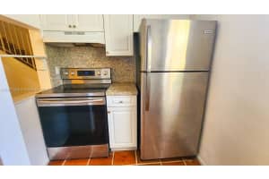 11 Edgewater Dr #8, Coral Gables, FL 33133, - MLS#A11801299