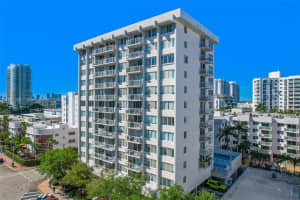 1345 Lincoln 1006, Miami Beach