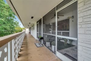 532 N Luna Ct, Hollywood, FL 33021, Sold 07/24/25