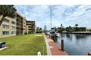 301 Golden Isles Dr 203, Hallandale Beach, FL 33009 - MLS#A11801435