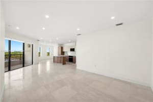 701 Valencia Ave 403 Coral Gables, FL 33134 - MLS#A11801469