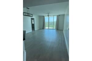 15051 Royal Oaks Ln APT 905, North Miami, FL 33181, - MLS#A11801492